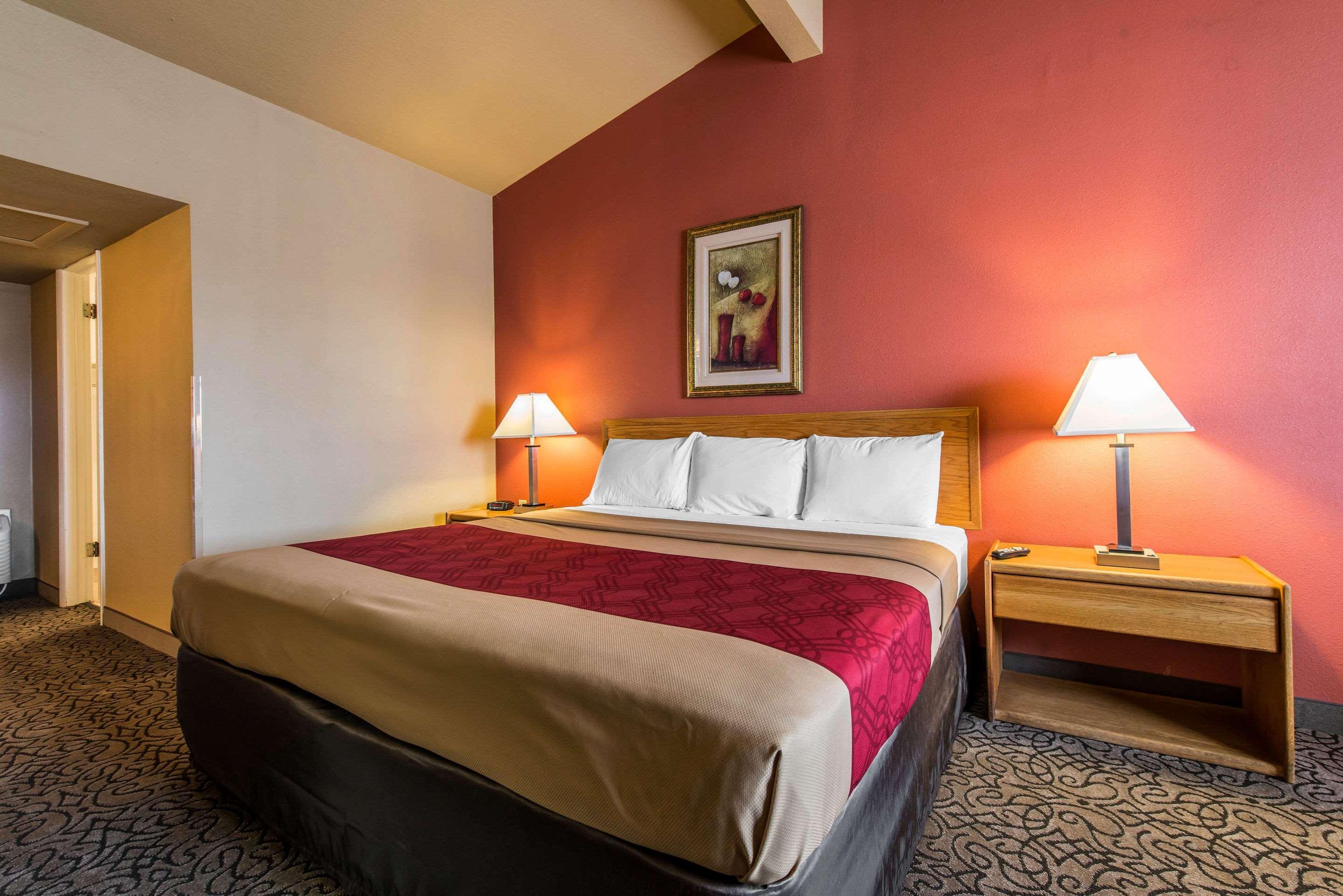 Rodeway Inn Brush Buitenkant foto