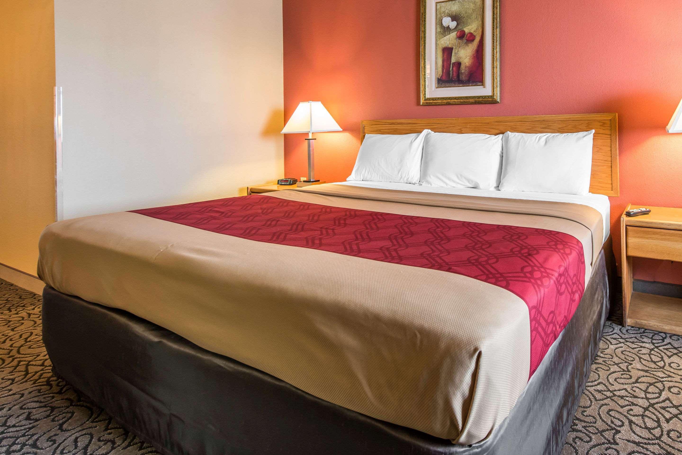 Rodeway Inn Brush Buitenkant foto